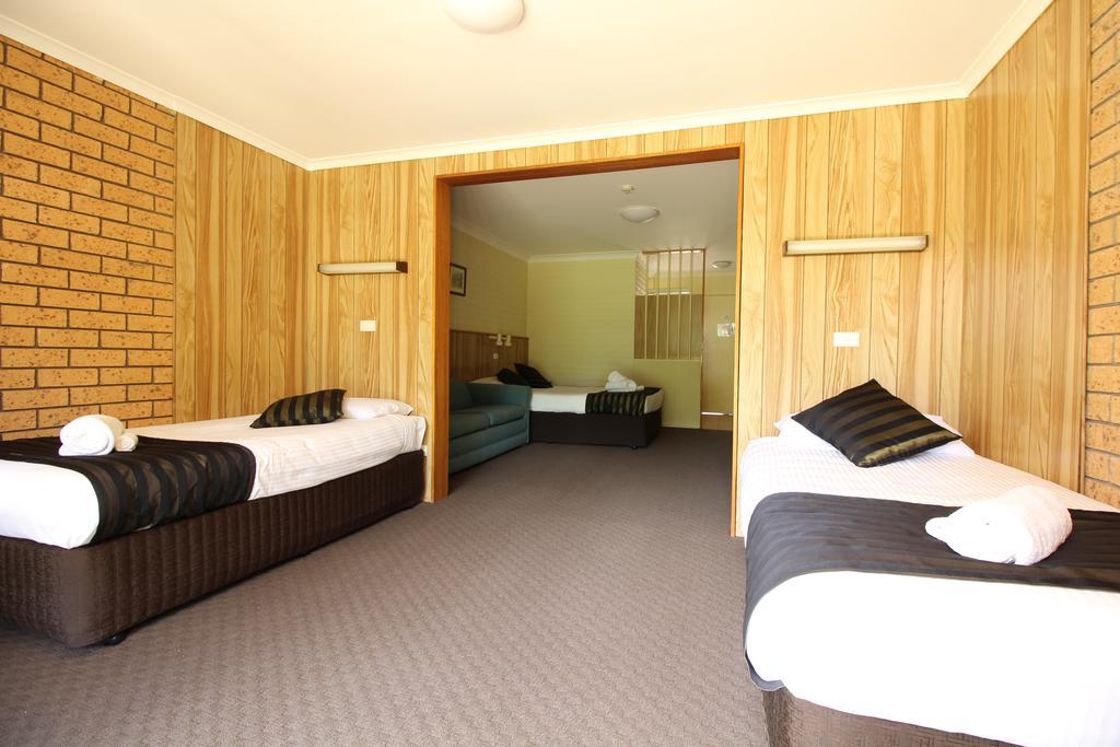 Snowy Mountains Resort And Function Centre Адаминаби Номер фото